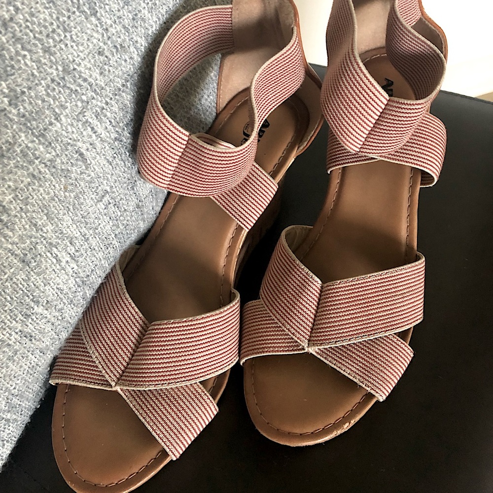 𝐀𝐫𝐢𝐳𝗼𝐧𝐚 𝐉𝐞𝐚𝐧 𝐂𝗼. Wedges